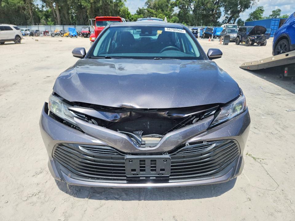 Photo 5 from auction – 2019 TOYOTA CAMRY with VIN 4T1B11HKXKU775253