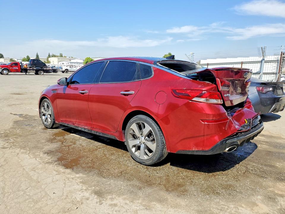 Photo 2 from auction – 2019 KIA OPTIMA with VIN 5XXGT4L36KG290202