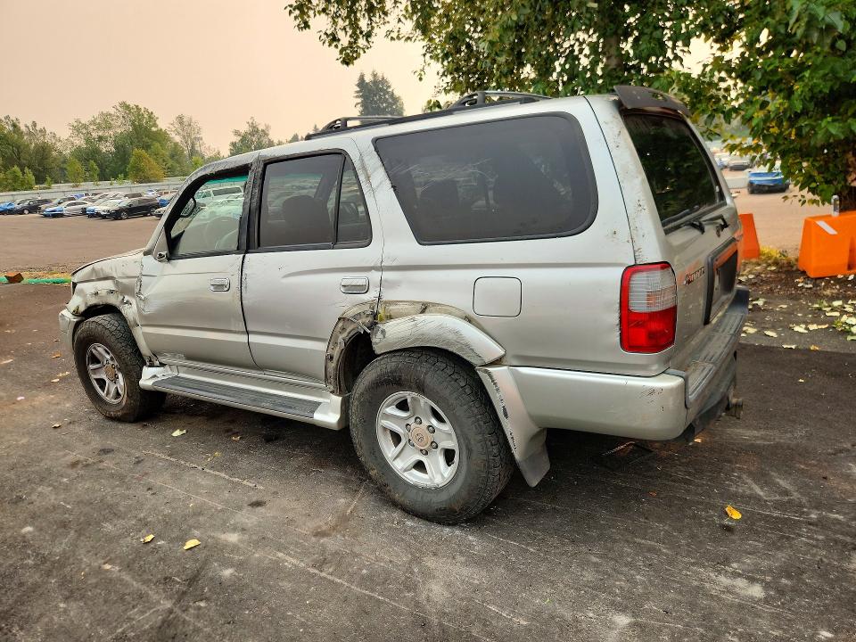 Photo 2 from auction – 2000 TOYOTA 4RUNNER with VIN JT3HN86RXY0308804