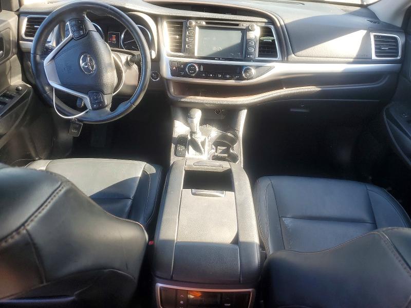 Photo 8 from auction – 2015 TOYOTA HIGHLANDER with VIN 5TDKKRFHXFS092695