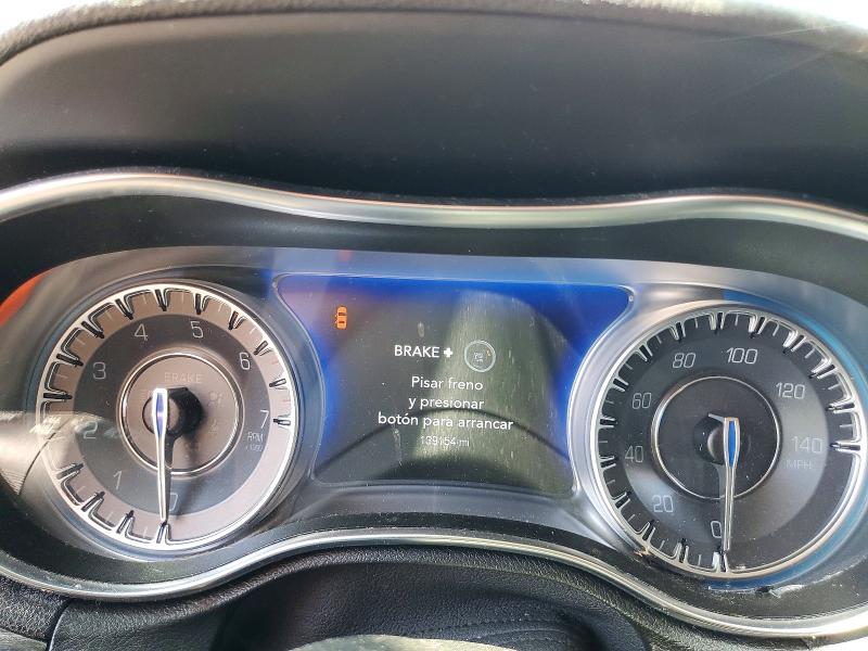Фото 9 с аукциона – 2020 CHRYSLER 300 с VIN 2C3CCAAG3LH137508