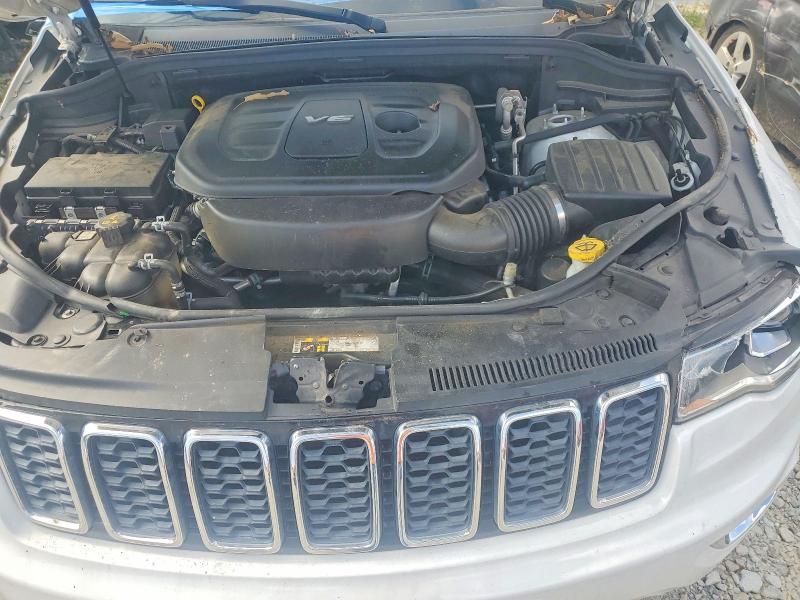 Photo 11 from auction – 2017 JEEP GRAND CHEROKEE with VIN 1C4RJEBG9HC634560