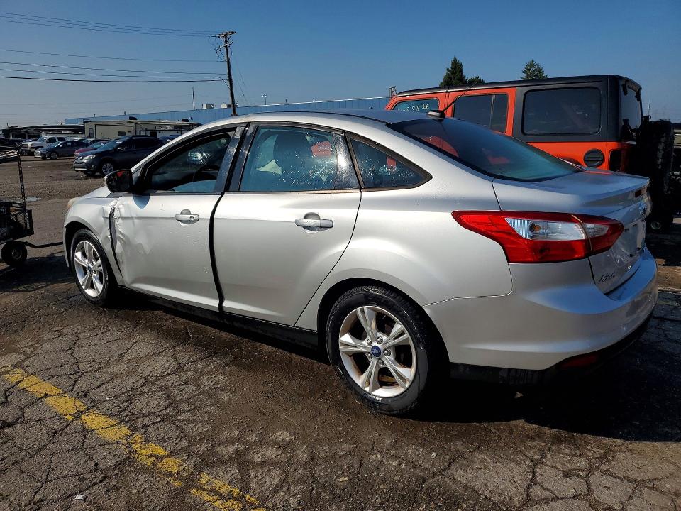 Photo 2 from auction – 2014 FORD FOCUS with VIN 1FADP3F22EL216578