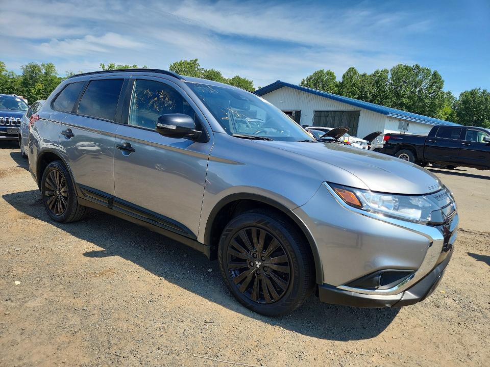 Photo 4 from auction – 2020 MITSUBISHI OUTLANDER with VIN JA4AZ3A37LZ014704