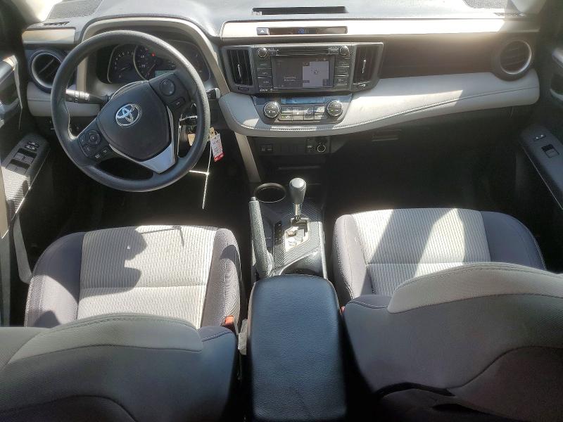 Photo 8 from auction – 2015 TOYOTA RAV4 with VIN 2T3RFREV5FW248697