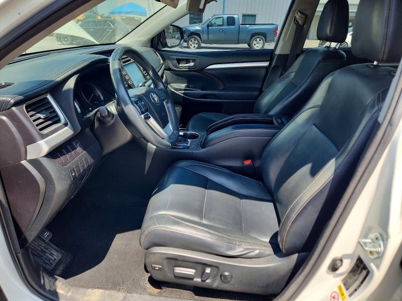 Photo 7 from auction – 2016 TOYOTA HIGHLANDER with VIN 5TDJKRFH8GS327169