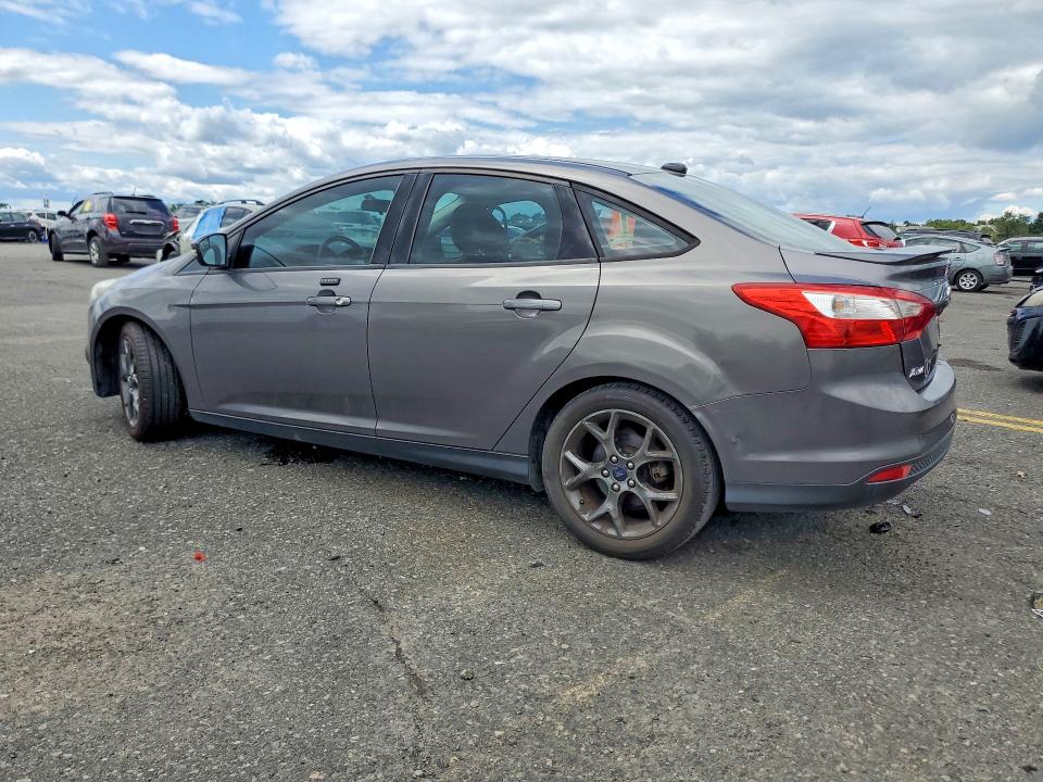 Photo 2 from auction – 2014 FORD FOCUS with VIN 1FADP3F23EL202317