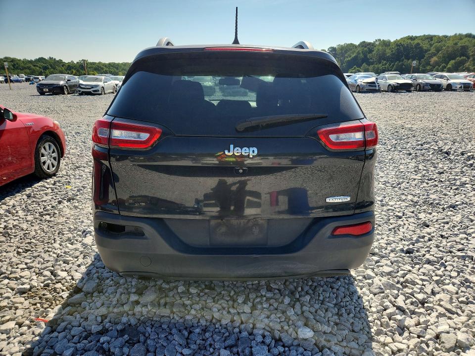Photo 6 from auction – 2016 JEEP CHEROKEE with VIN 1C4PJLCB2GW135269