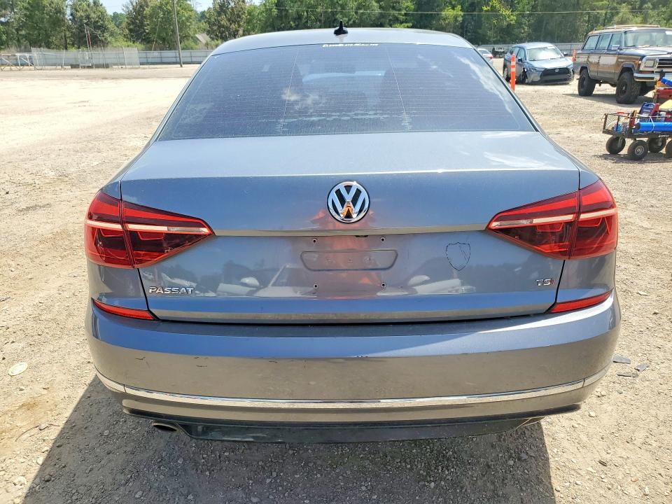 Photo 6 from auction – 2018 VOLKSWAGEN PASSAT with VIN 1VWAA7A32JC007709
