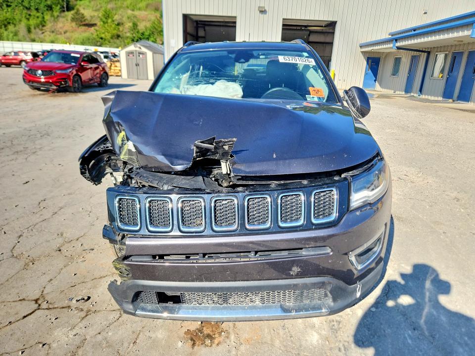 Photo 5 from auction – 2018 JEEP COMPASS with VIN 3C4NJCCB0JT358642