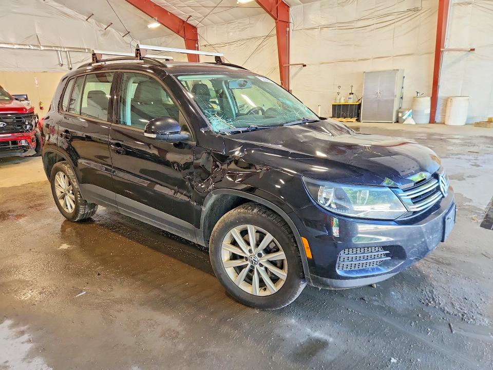 Photo 4 from auction – 2018 VOLKSWAGEN TIGUAN LIMITED with VIN WVGBV7AX4JK001782
