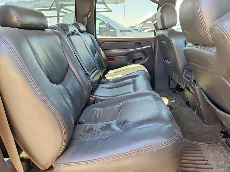 Photo 10 from auction – 2006 CHEVROLET SILVERADO with VIN 1GCHK23DX6F167236