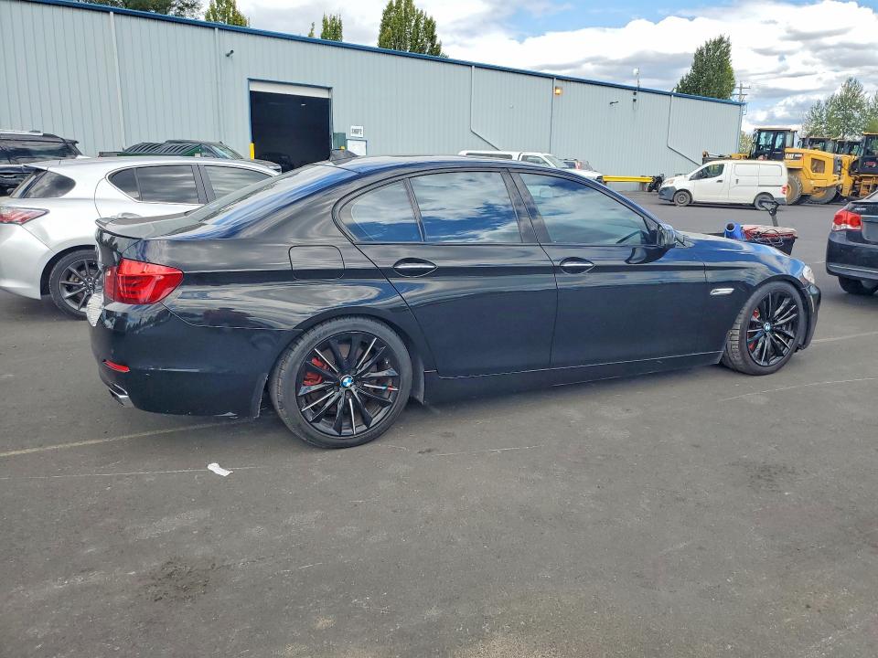 Photo 3 from auction – 2011 BMW 550 with VIN WBAFR9C5XBC271139