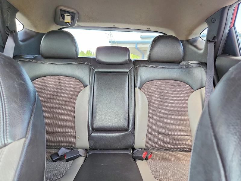 Photo 10 from auction – 2011 HYUNDAI TUCSON with VIN KM8JUCAC0BU227487