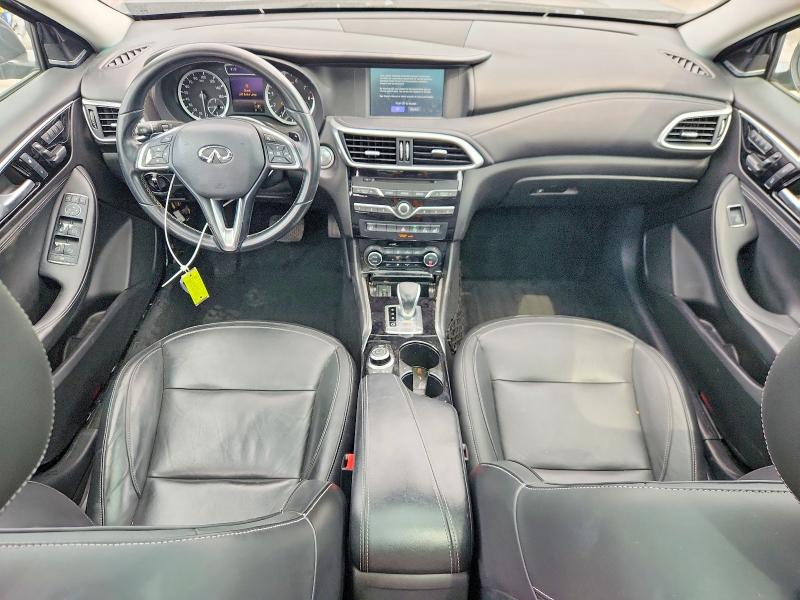 Снимка 8 от търг – 2017 INFINITI QX30 с VIN SJKCH5CRXHA034849