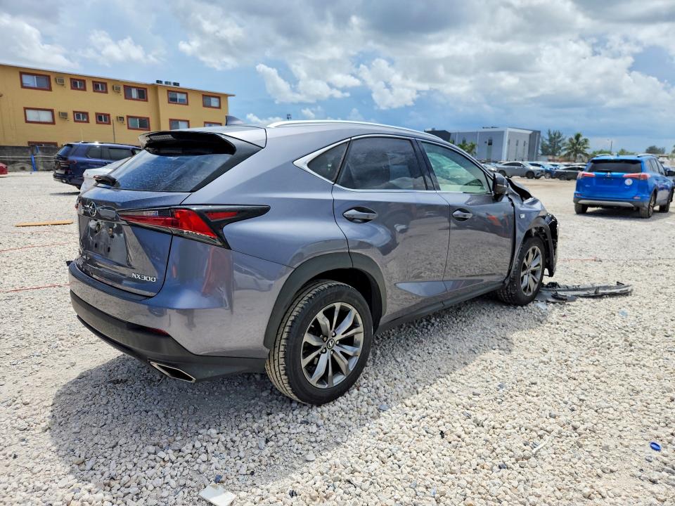 Photo 3 from auction – 2020 LEXUS NX with VIN JTJJARBZ2L5004508