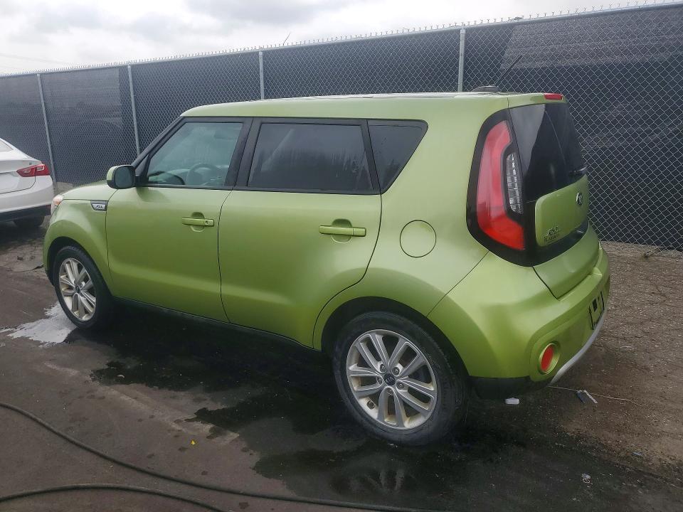 Photo 2 from auction – 2017 KIA SOUL with VIN KNDJP3A50H7884942