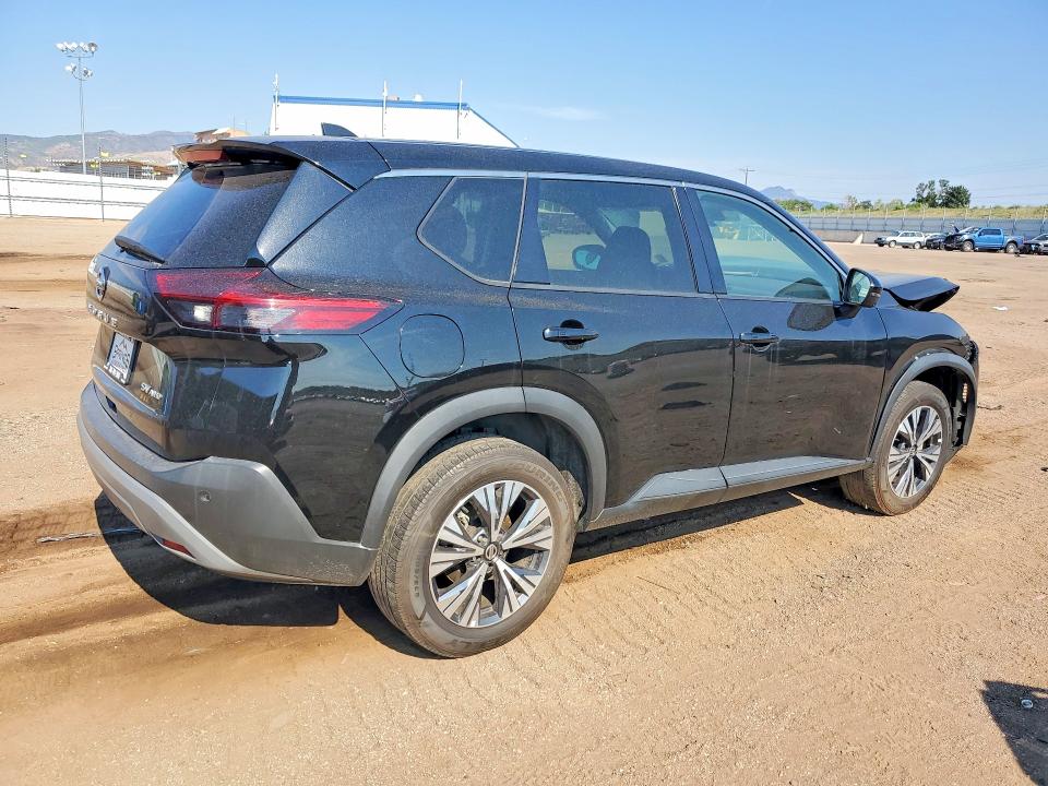 Photo 3 from auction – 2021 NISSAN ROGUE with VIN 5N1AT3BB0MC765821