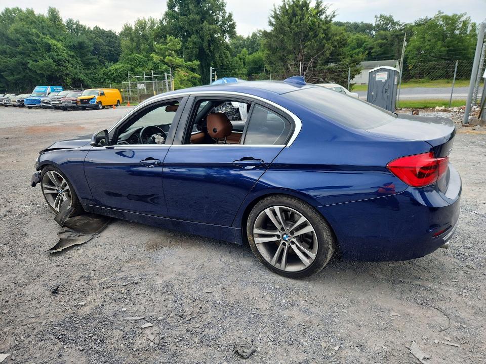 Photo 2 from auction – 2017 BMW 340 with VIN WBA8B7G58HNU37151
