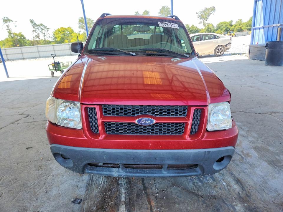 Photo 5 from auction – 2004 FORD EXPLORER with VIN 1FMZU67K64UA04859