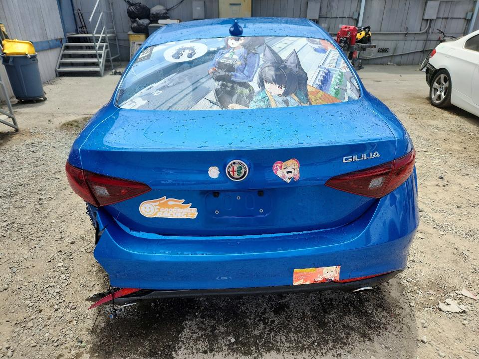 Photo 6 from auction – 2021 ALFA ROMEO GIULIA with VIN ZARFAMAN1M7643825
