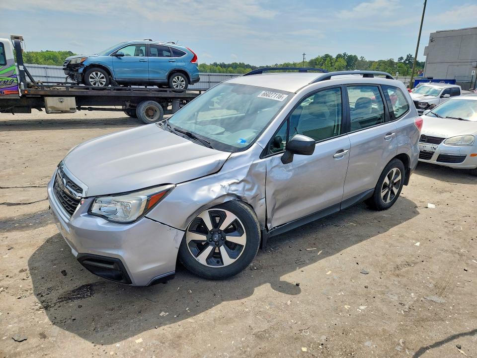 SUBARU FORESTER 2018 with VIN JF2SJABC4JH400800 - Photo from auction