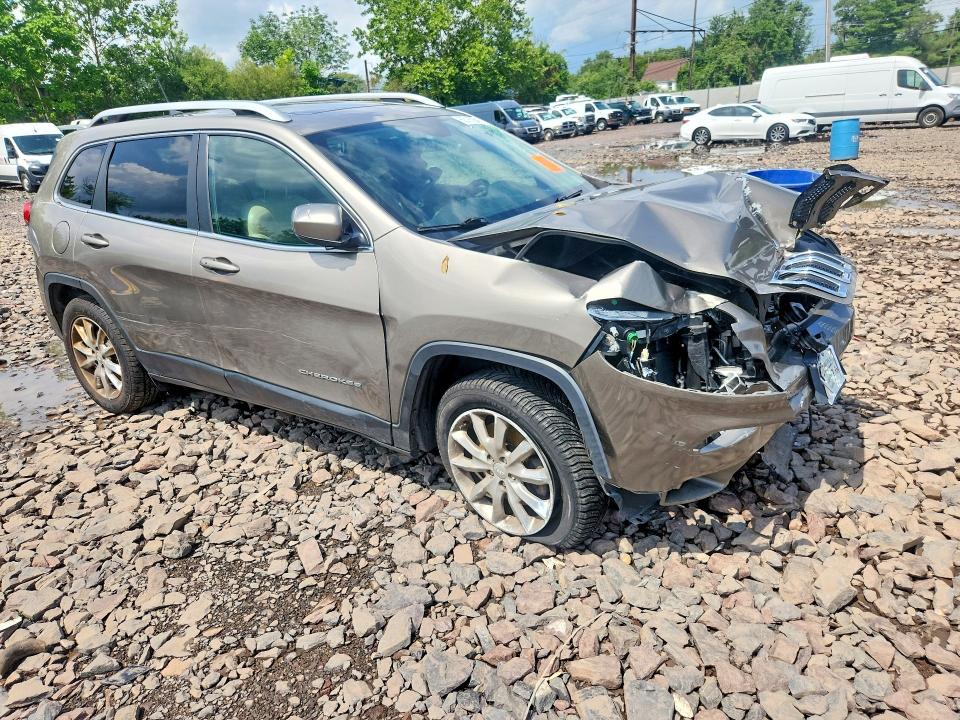 Photo 4 from auction – 2017 JEEP CHEROKEE with VIN 1C4PJMDB4HW664941