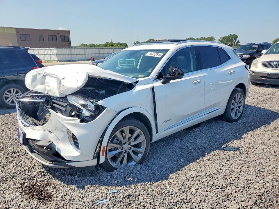 BUICK ENVISION 2022 with VIN LRBFZRR42ND062881 - Photo from auction