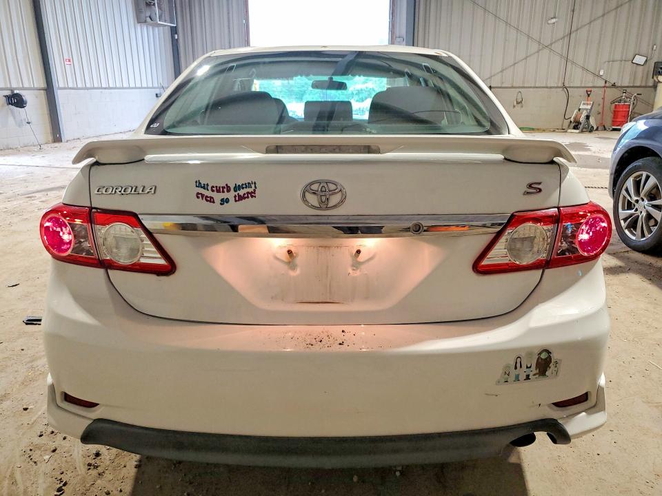 Photo 6 from auction – 2013 TOYOTA COROLLA with VIN 5YFBU4EE7DP173776