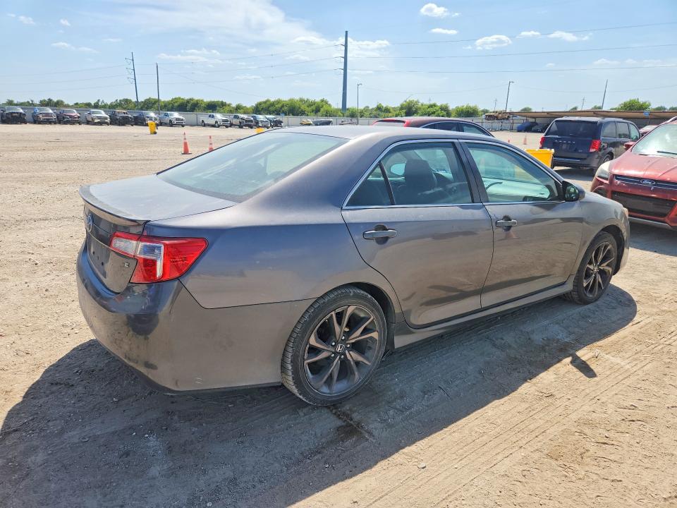 Photo 3 from auction – 2014 TOYOTA CAMRY with VIN 4T1BF1FK8EU377189