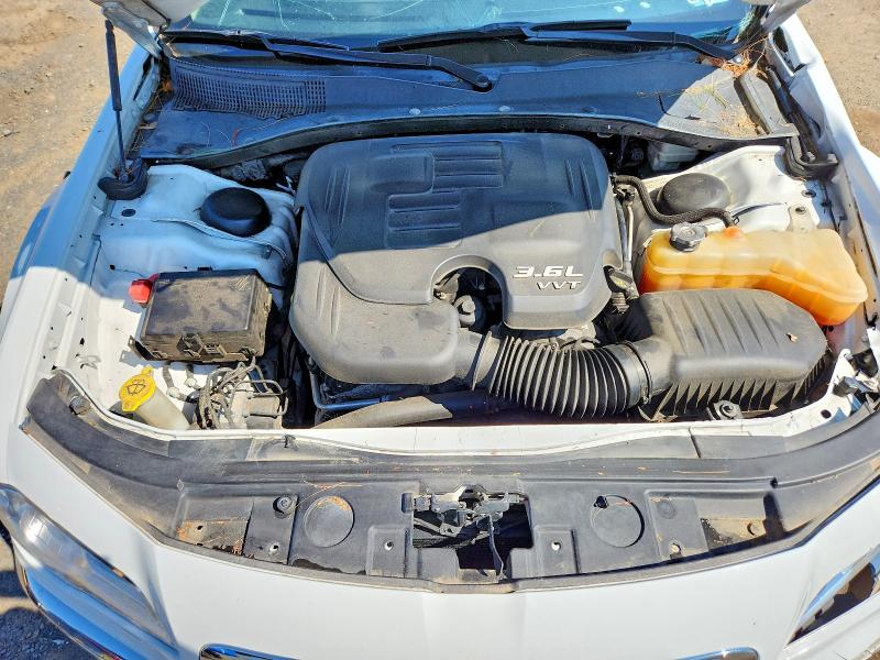 Photo 11 from auction – 2013 CHRYSLER 300 with VIN 2C3CCAAG9DH707576