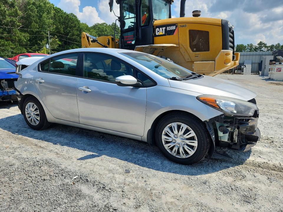 Photo 4 from auction – 2016 KIA FORTE with VIN KNAFK4A64G5534207