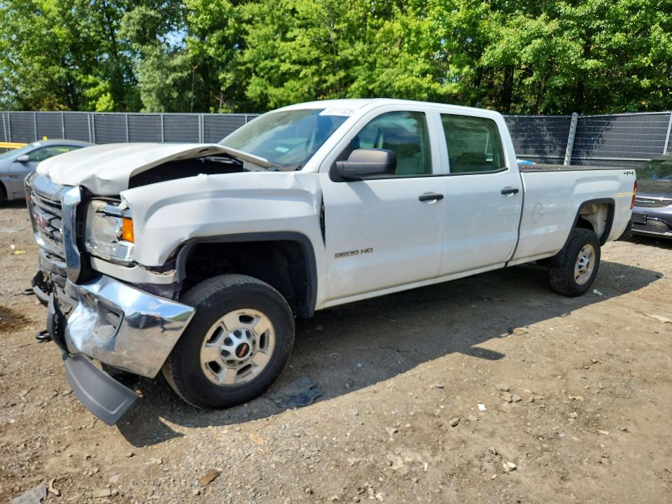GMC SIERRA 2015 z numerem VIN 1GT12XE82FF647351 - Zdjęcie z aukcji