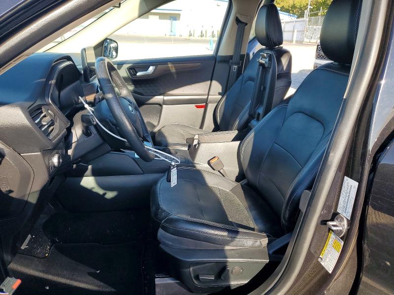 Photo 7 from auction – 2020 FORD ESCAPE with VIN 1FMCU9J95LUC77447