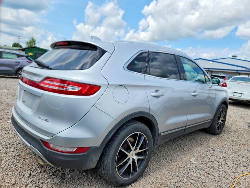 Photo 3 from auction – 2015 LINCOLN MKC with VIN 5LMTJ2AH4FUJ14927