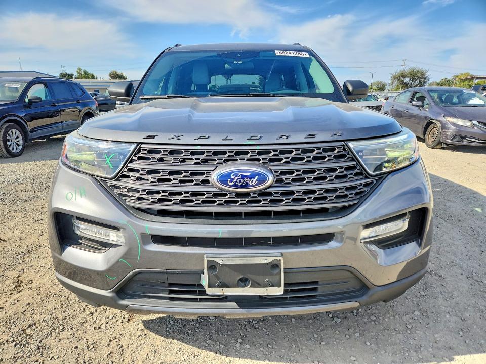 Фото 5 с аукциона – 2021 FORD EXPLORER с VIN 1FMSK7DH7MGB71011