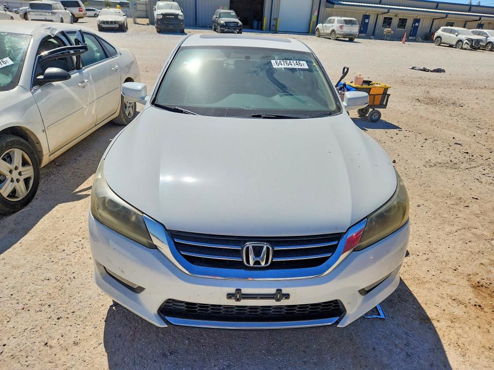 Photo 5 from auction – 2013 HONDA ACCORD with VIN 1HGCR2F73DA271199
