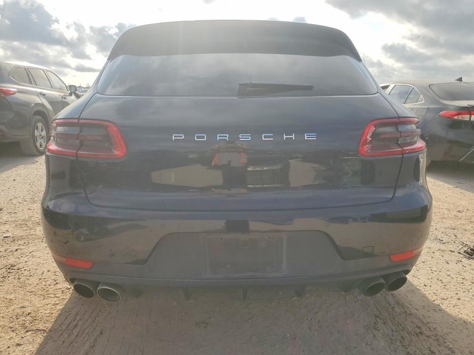 Photo 6 from auction – 2018 PORSCHE MACAN with VIN WP1AB2A50JLB38141