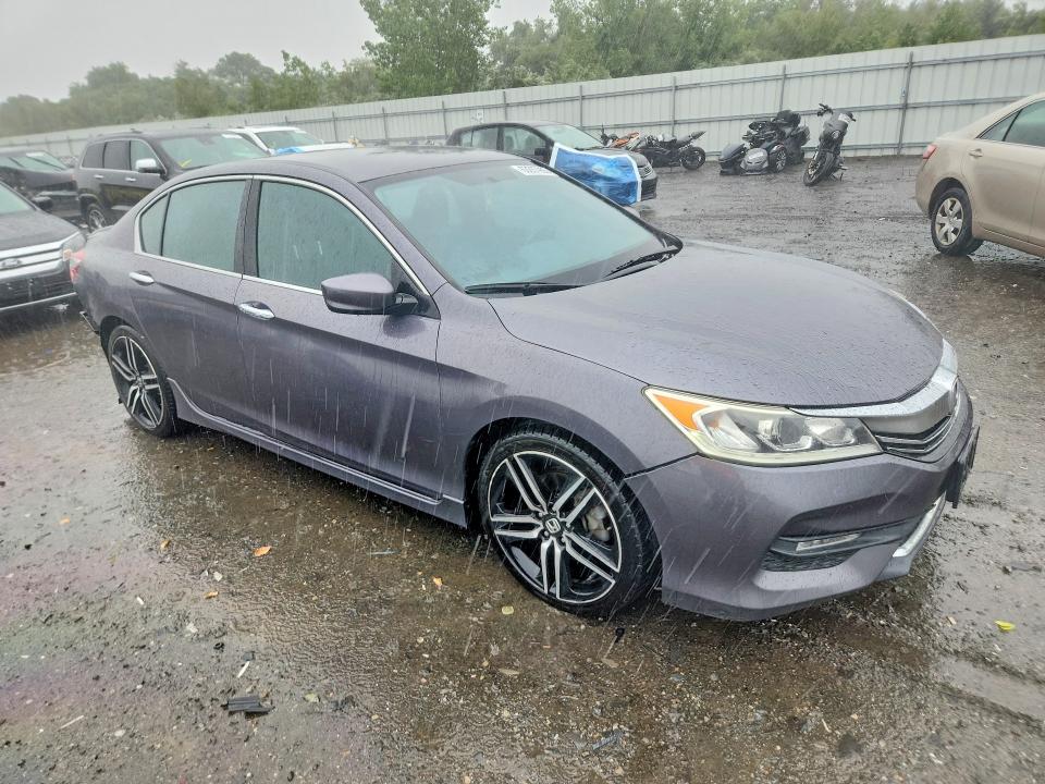 Photo 4 from auction – 2017 HONDA ACCORD with VIN 1HGCR2F58HA145232