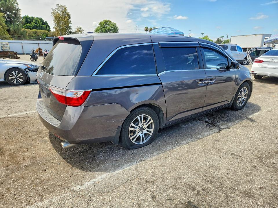 Photo 3 from auction – 2012 HONDA ODYSSEY with VIN 5FNRL5H6XCB064220