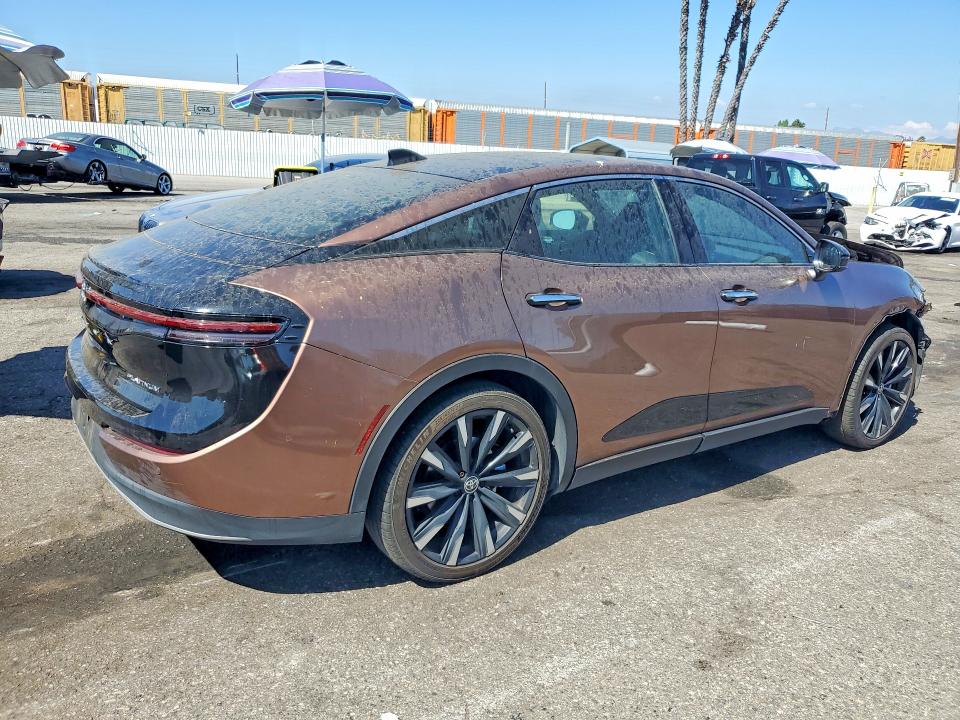 Photo 3 from auction – 2023 TOYOTA CROWN with VIN JTDAFAAF8P3002910