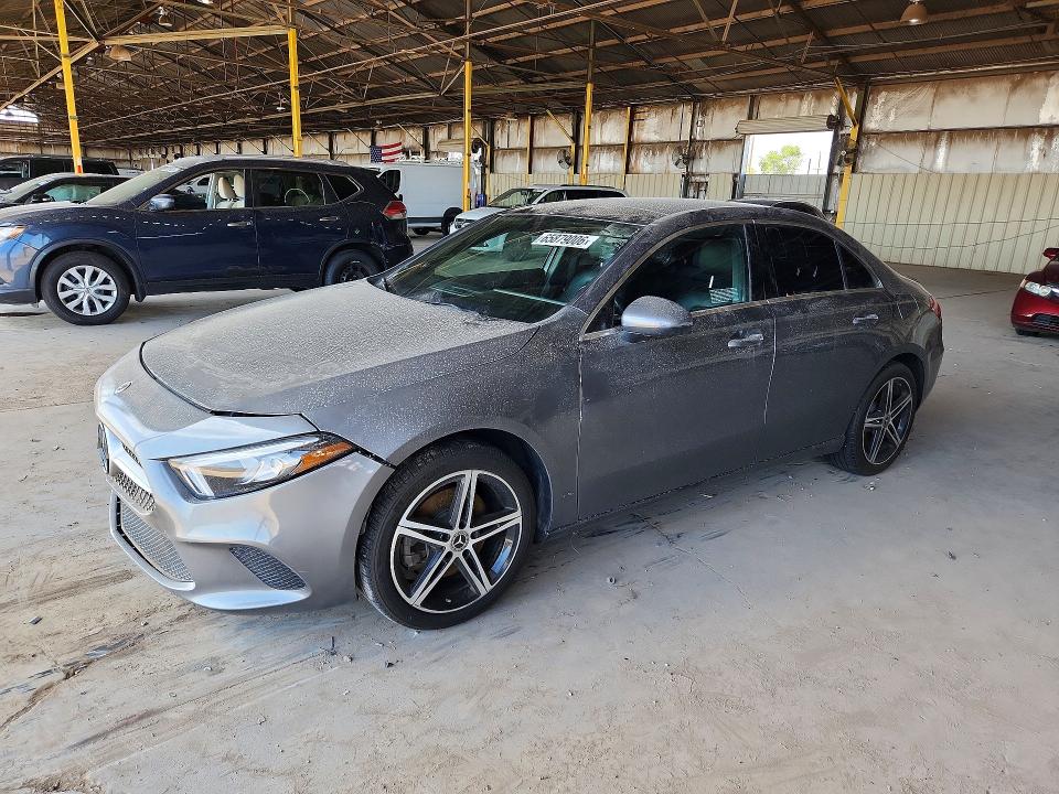 MERCEDES-BENZ A 2019 с VIN WDD3G4EB2KW030844 - Снимка от търг