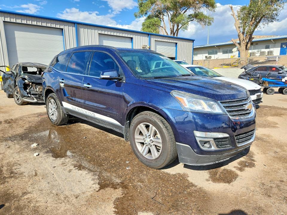 Photo 4 from auction – 2017 CHEVROLET TRAVERSE with VIN 1GNKVHKDXHJ108325