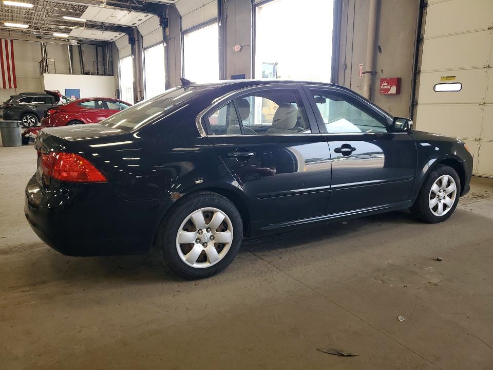 Photo 3 from auction – 2009 KIA OPTIMA with VIN KNAGE228895316905