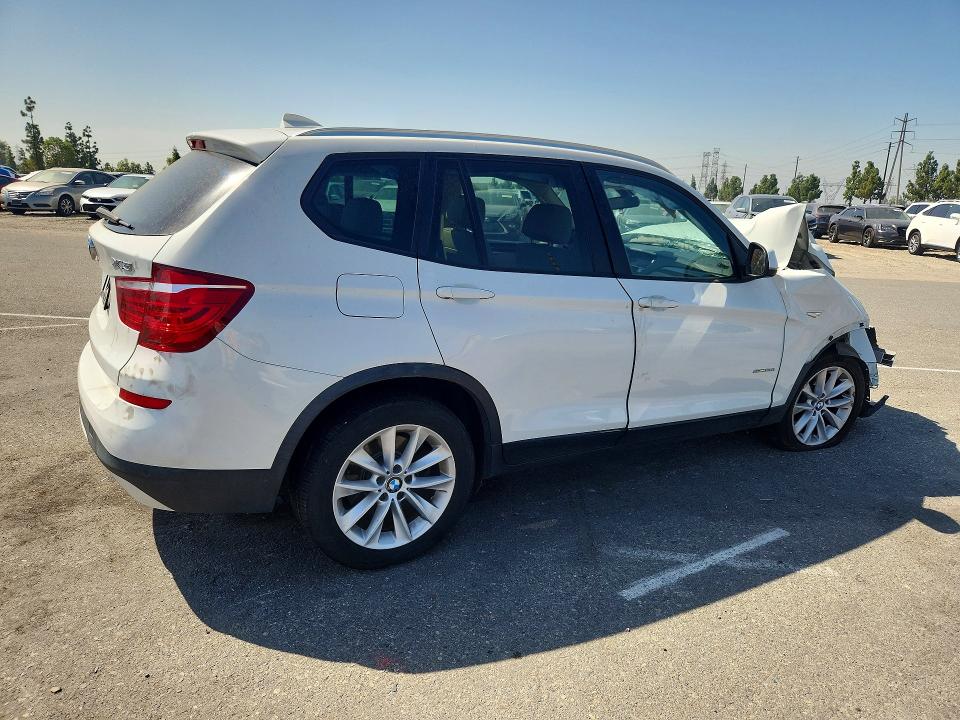 Photo 3 from auction – 2017 BMW X3 with VIN 5UXWZ7C5XH0U45596