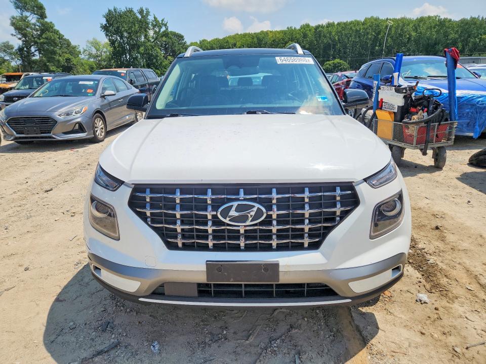 Photo 5 from auction – 2023 HYUNDAI VENUE with VIN KMHRC8A34PU235361
