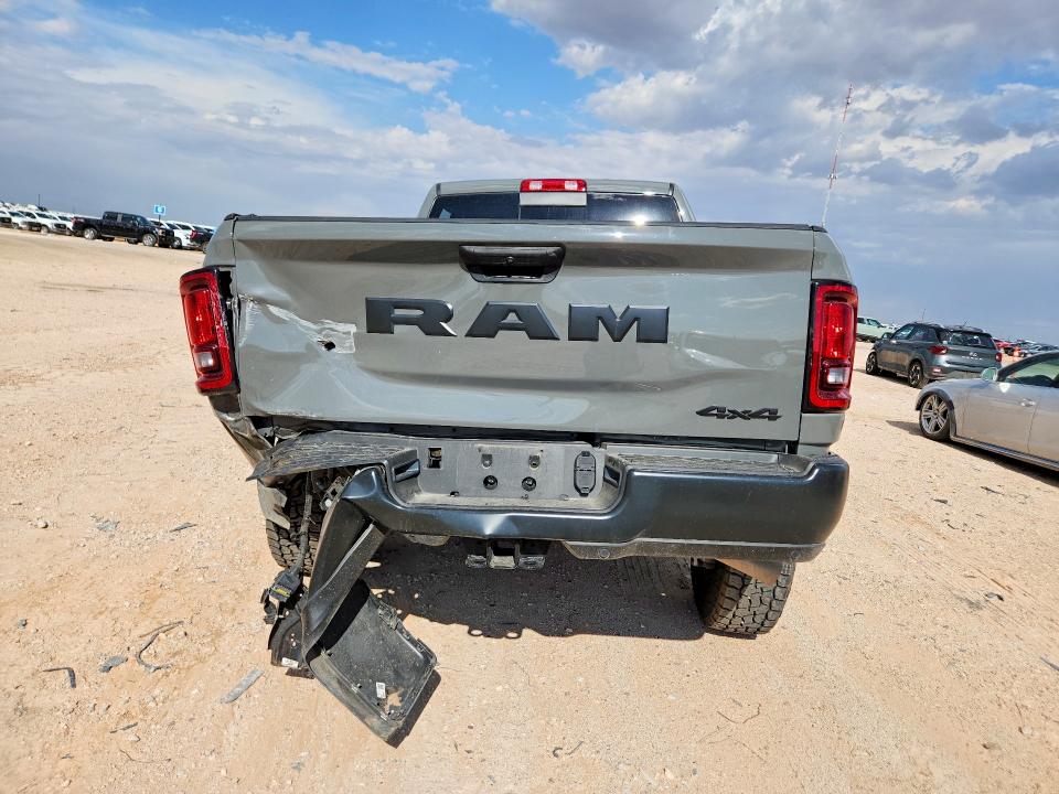 Фото 6 с аукциона – 2026 RAM 2500 с VIN 3C6UR5CJ7TG205248