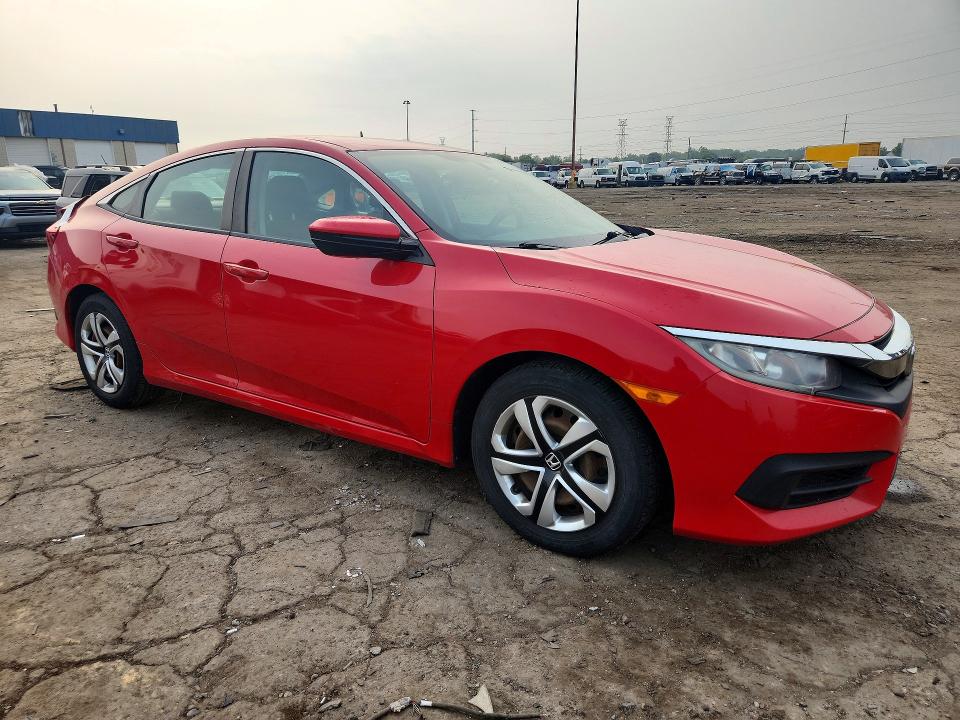 Photo 4 from auction – 2016 HONDA CIVIC with VIN 2HGFC2F57GH552036