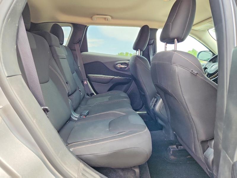 Photo 11 from auction – 2016 JEEP CHEROKEE with VIN 1C4PJLCS4GW125469