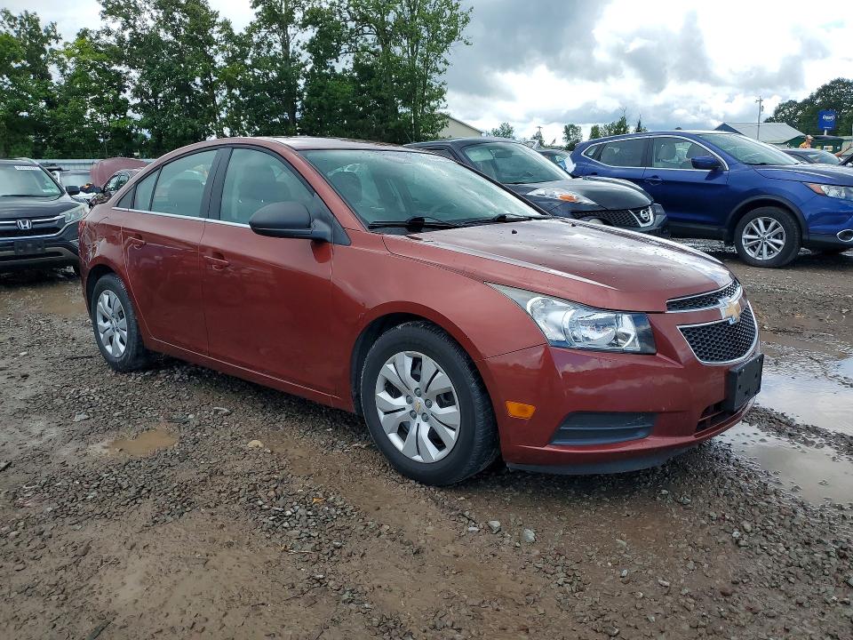 Photo 4 from auction – 2012 CHEVROLET CRUZE with VIN 1G1PC5SH8C7337834